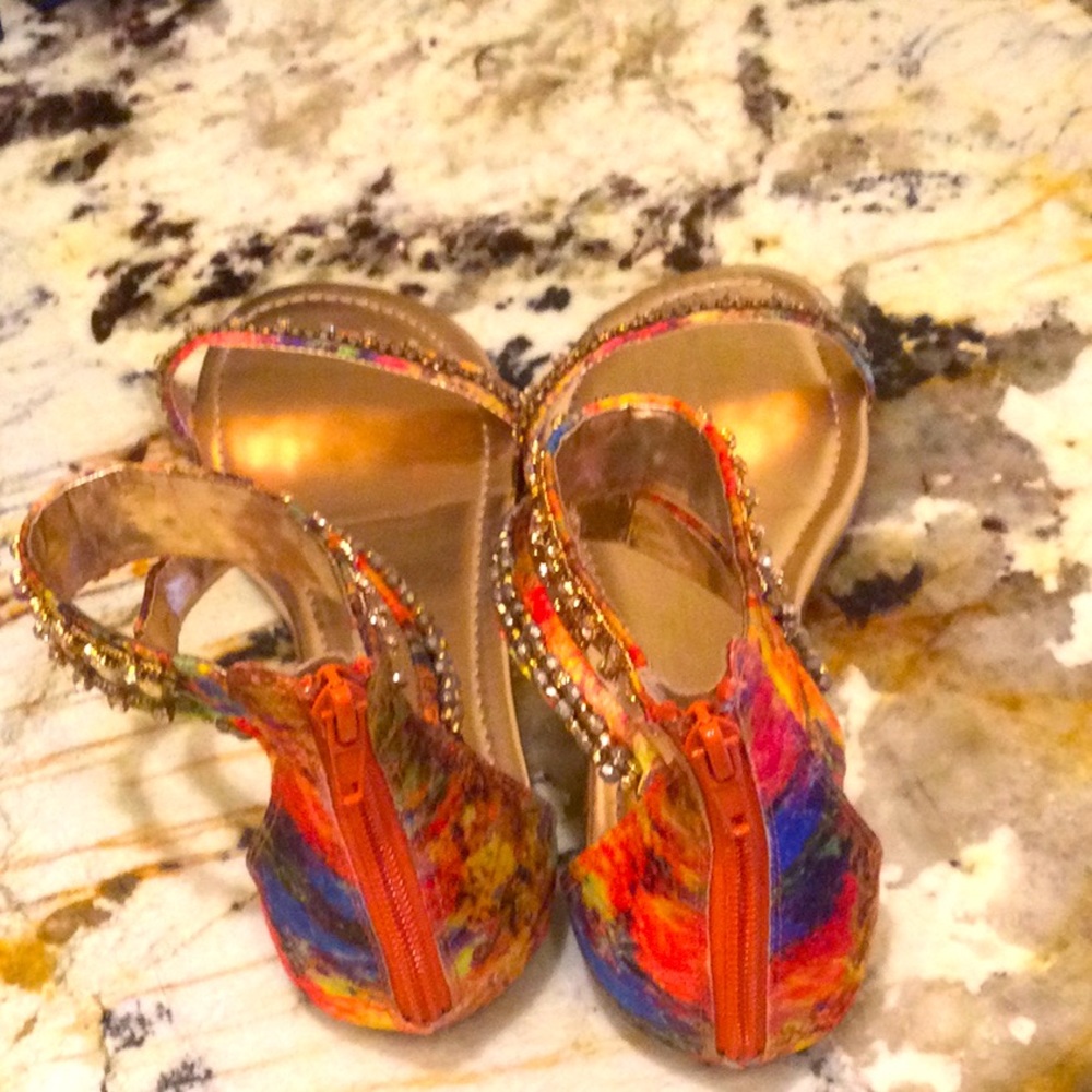 Fancy beaded multicolored sandals - Picture 5 of 7